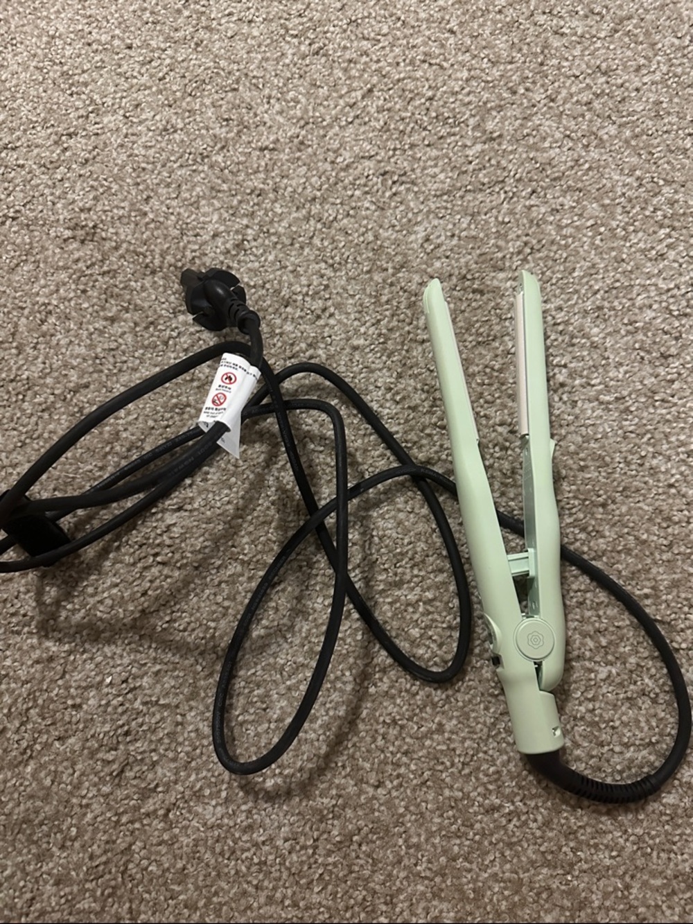 VODANA Professional Softbar Flat Iron